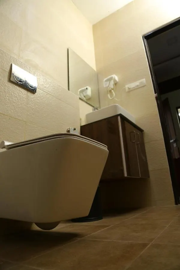 Riverside Inn Homestay Kochi